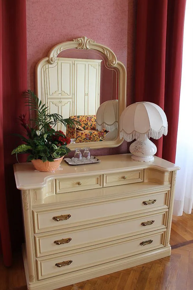 Hotel Villa Marie Тремеццо