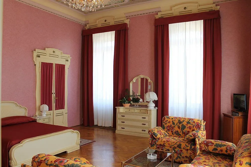 Hotel Villa Marie Тремеццо